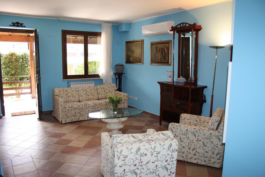 Dal Barone Vincenti Villa อิโซลา เดลเล เฟมมิเน ภายนอก รูปภาพ