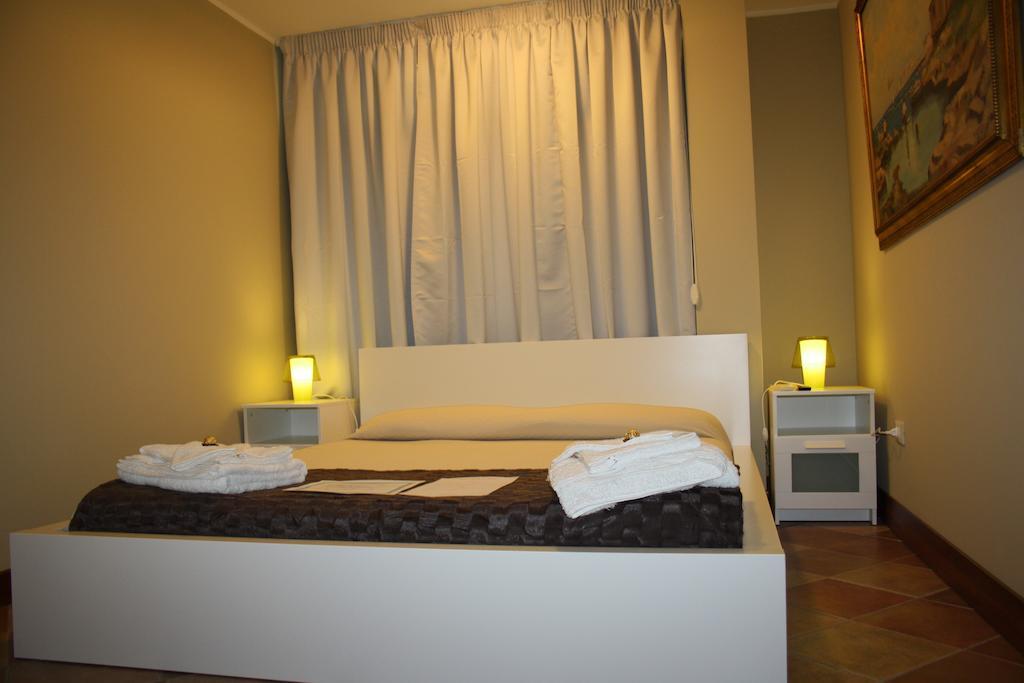 Dal Barone Vincenti Villa อิโซลา เดลเล เฟมมิเน ภายนอก รูปภาพ